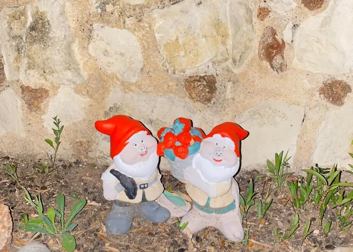 בית כפרי Nikis העיירה רתימנו